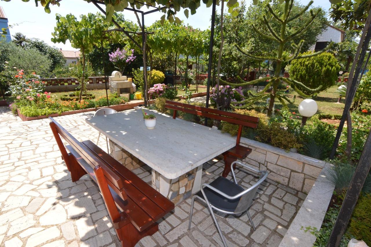 Apartments Mariza بوريتش المظهر الخارجي الصورة